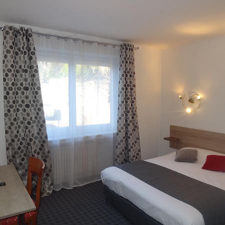 Hotel Les Ambassadeurs Saint-Chamond Esterno foto
