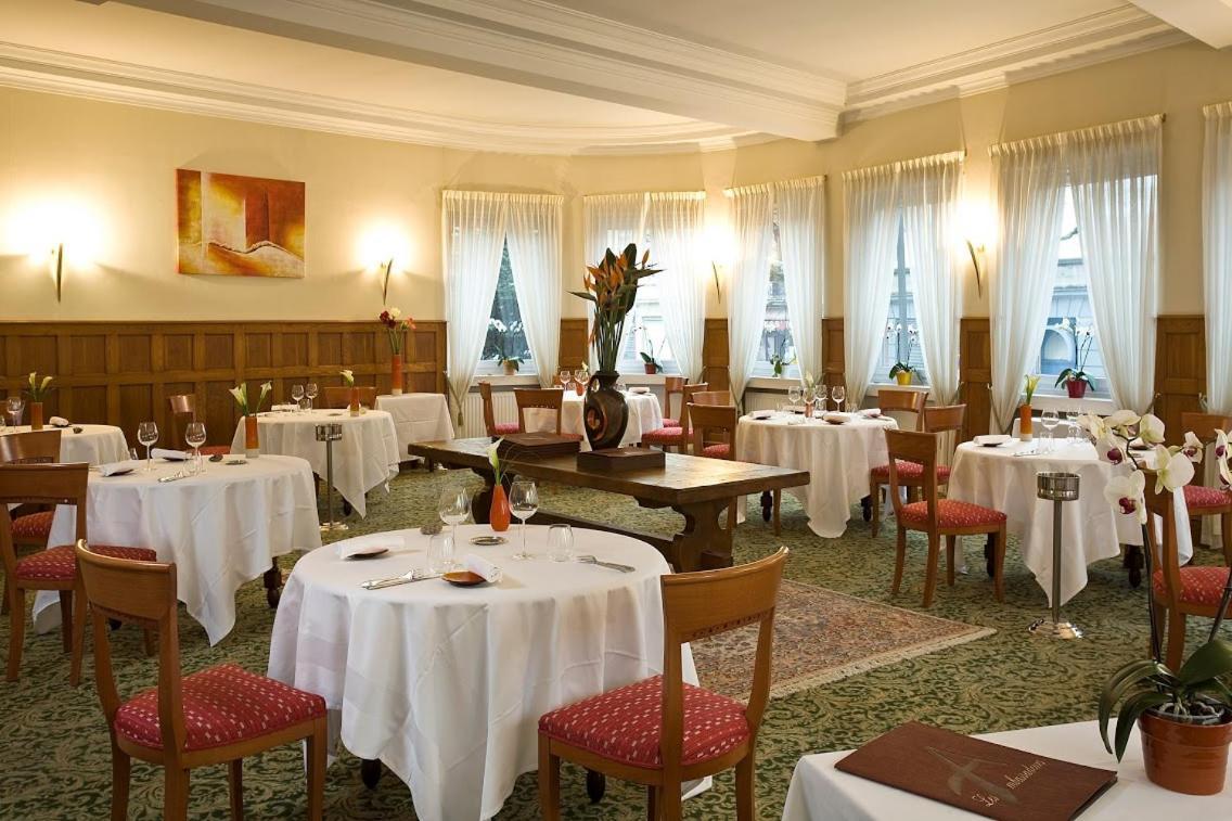 Hotel Les Ambassadeurs Saint-Chamond Esterno foto