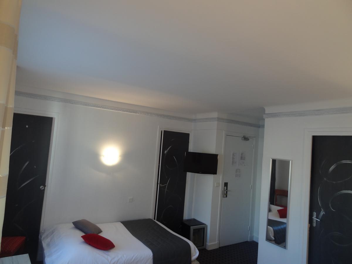 Hotel Les Ambassadeurs Saint-Chamond Esterno foto